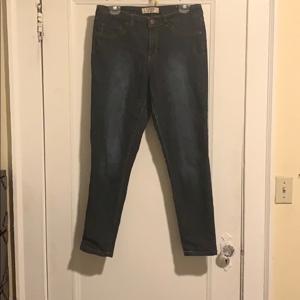 Super cute and flirty denim Jeggings.